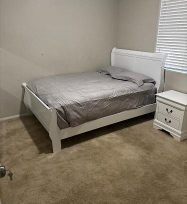 North Las Vegas Casa | Furnished room in big home
