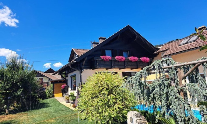 Feldkirchen in Kaernten Apartamento | Gästehaus Maurer - Doppelzimmer mit Balkon