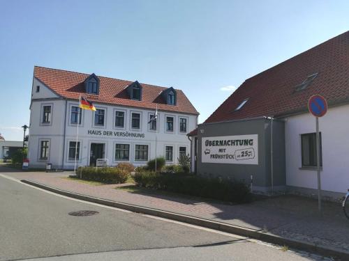 Eggesin Casa | Gästehaus EJS e V Eggesin