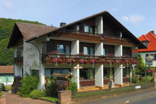 Poppenhausen Cama Y Desayuno | Gästehaus Elisabeth
