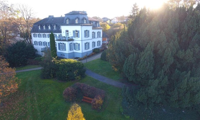 Saffig Apartamento | Gästehaus im Schlosspark
