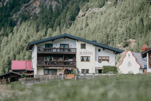 Zwieselstein Casa | Gästehaus Judith