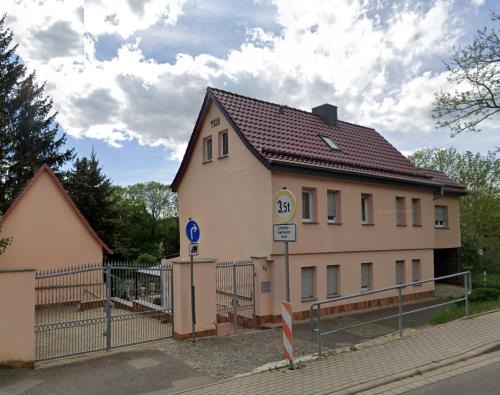 Aschersleben Apartamento | Gästezimmer Schlossblick