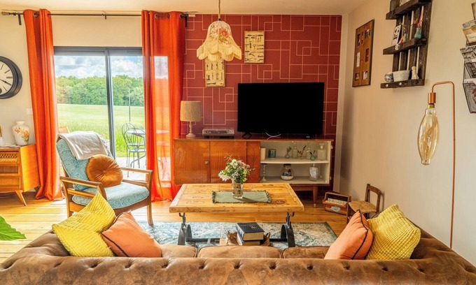 Beaumont-du-Perigord Otro | Gîte à la Ferme en Périgord Avec Jacuzzi