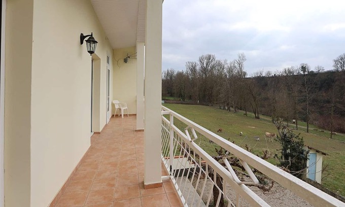 Albi Cabaña | Gîte "Ô fil du Tarn" au Bord de la Rivière et à 5mn de la Cité Épiscopale D'albi