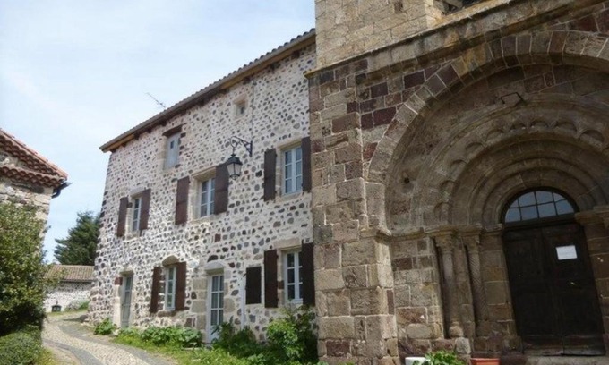 Arlempdes Casa | Gîte 4 pers avec cour, vue Loire - FR-1-582-122