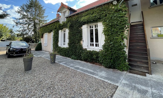 Noyers-sur-Cher Casa | House