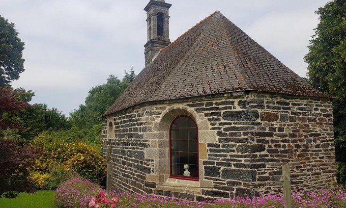 Briec Casa | Gîte Atypique Dans Une Chapelle
