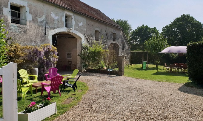 Etais-la-Sauvin Casa | Casa Rural "Au Bonheur des Champs"