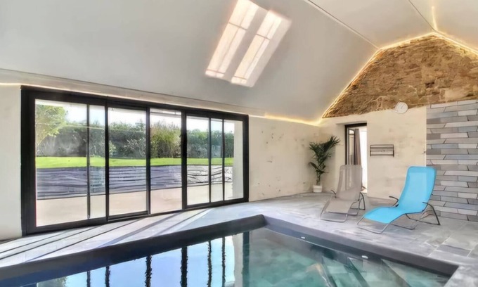 Ploudaniel Casa | Gîte Aux balzanes de Varvella with private pool