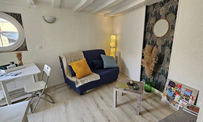 Savigny-en-Veron Casa | Gîte Aux-Enverons, Gîte "Aux-Enverons