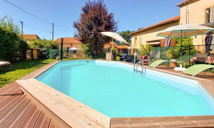 Pouilly-sous-Charlieu Casa | Gîte aux Hirondelles