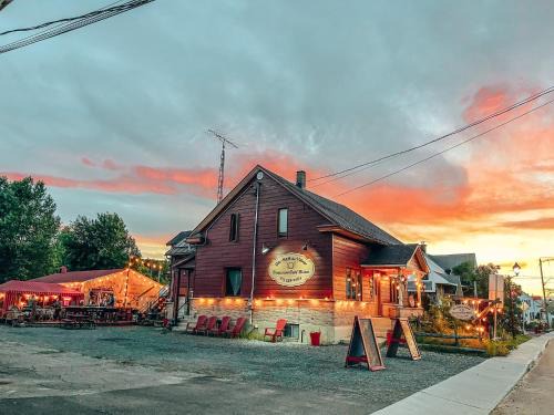 Mauricie Cama Y Desayuno | Gîte B&B du Village