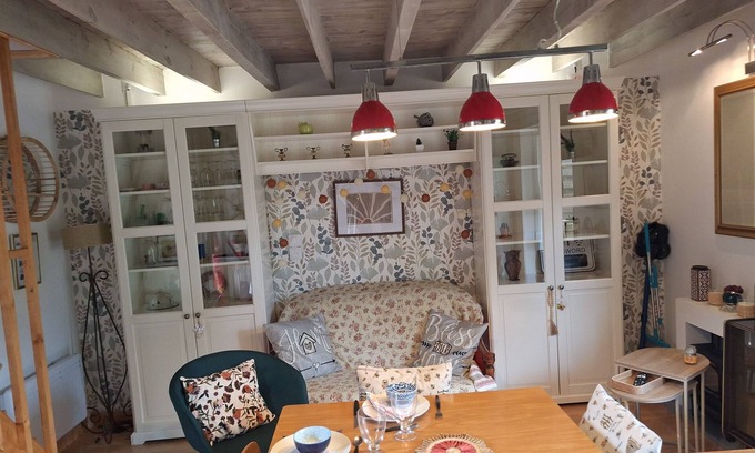 Millencourt-en-Ponthieu Casa | Gîte Baie de Somme with swimming pool and quiet garden. Pets welcome. Parking