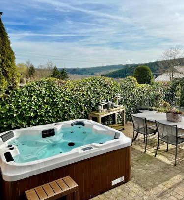Fauvillers Casa | Gîte "C'est mon Daim" - 4 personnes - jacuzzi et sauna