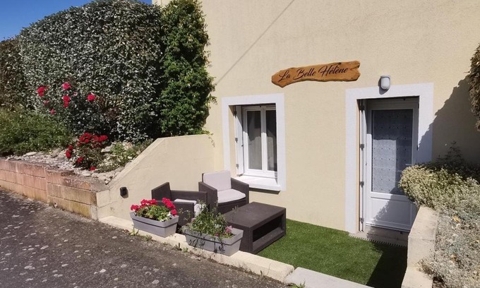 Bressuire Casa | Gîte - Chambres d'Hôtes La Belle Hélène