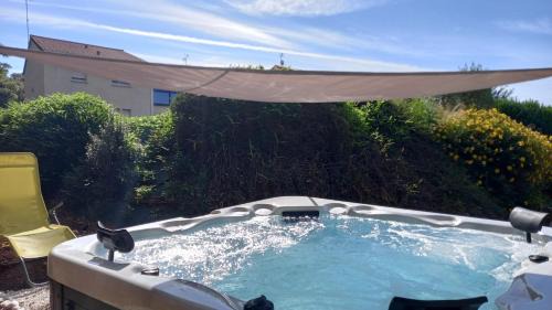 Cholet Apartamento | Gîte Chez Gwen et Flo avec Jardin