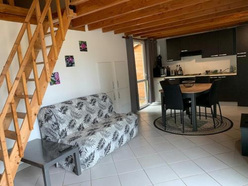 Royere-de-Vassiviere Casa | Gîte cocon Vassivière Aux abords du lac