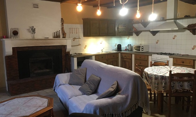 Saint-Pierre-de-Juillers Casa | Gîte de la Gravelle