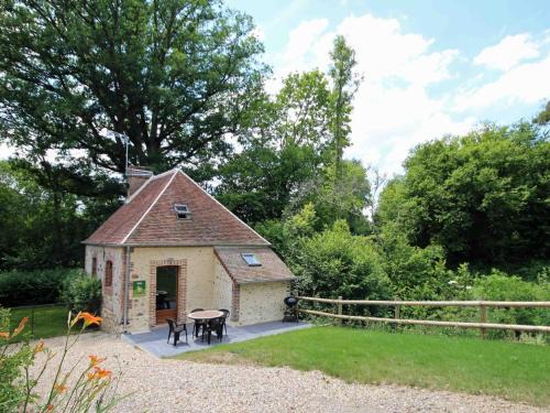 Marchainville Casa | Gîte de Charme Ancien Moulin avec Étang, Terrasse, et Activités au Cœur de Longny au Perche - FR-1-497-84
