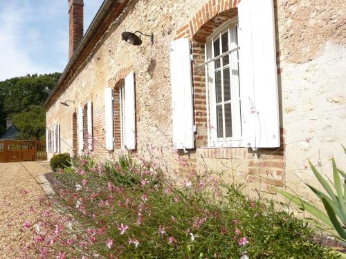 Rouvray-Saint-Florentin Casa | Gîte de charme avec jardin, douves, vélos, et accueil animaux - 4 chambres, proche de Chartres - FR-1-581-63