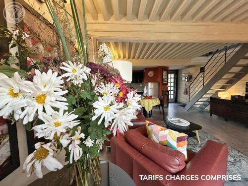 Chagnon Casa | Gîte de charme avec terrasse, Wi-Fi et équipement bébé - FR-1-496-125
