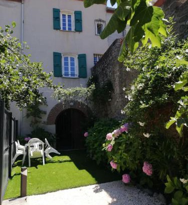 Prades Apartamento | Gîte de charme la belle histoire