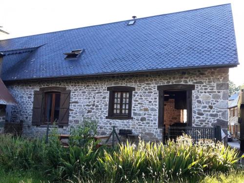 Lamaziere-Haute Apartamento | Gîte de France à Lamazière-Haute 2 épis - Gîte de France 5 personnes MAE-9934
