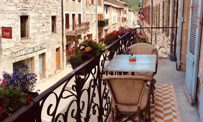 Burzet Casa | Gîte de la Cigale Burzet