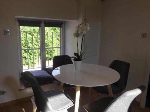 Cluny Apartamento | Gîte des Charmilles/La Maison des Gardes