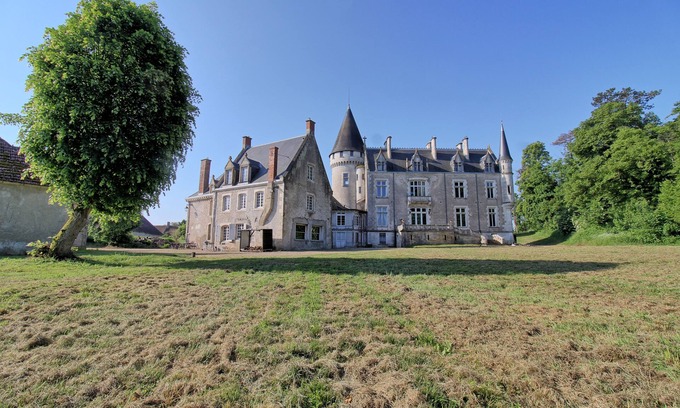 Farges-Allichamps Otro | Gîte du chateau de Farge-Allichamps
