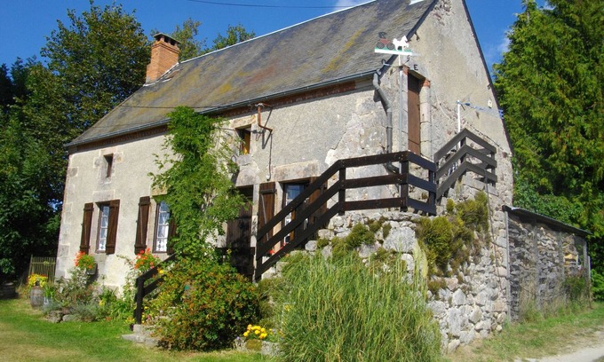 Soumans Casa | Ideal familia. ¡Bienvenido a Marlène! cerca de Boussac