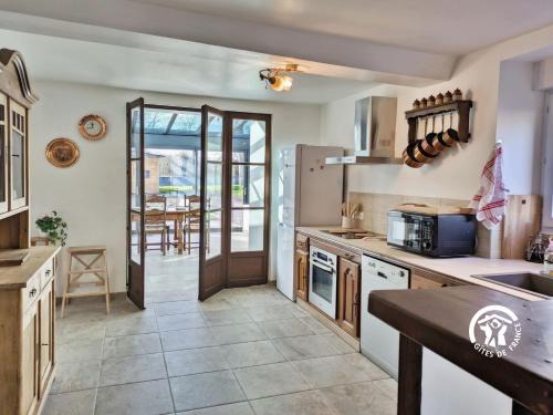 Chammes Casa | Gîte du Lavoir, 8 personnes