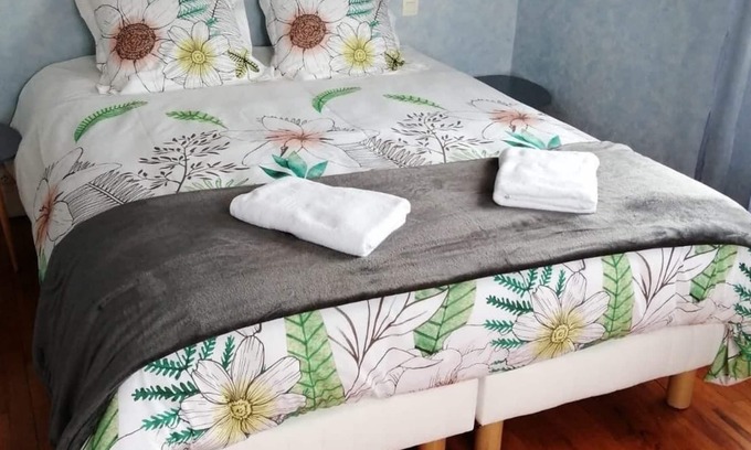 Domfront en Poiraie Casa | Gîte du "panorama"