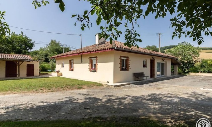 Le Castera Casa | Gîte En Magnet - LE CASTERA