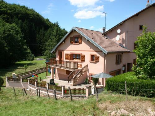 Vienville Casa | Gîte familial avec piscine, idéal pour randonnées et pêche, proche Gérardmer et crêtes vosgiennes - FR-1-589-238