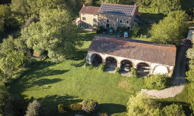Les Brunels Casa | Gîte Familial en Pleine Nature