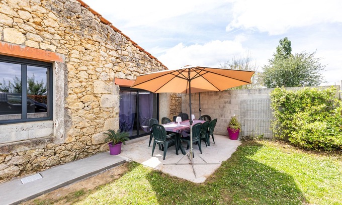Ladaux Casa | Casa rural 'Le Gite' con terraza privada, jardín privado y Wi-Fi