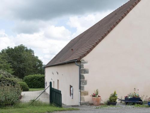 Cressanges Casa | Gîte indépendant avec piscine, grande terrasse, jardin, barbecue, proche St Pourçain/Sioule et Souvigny - FR-1-489-78