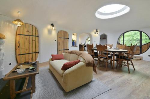 La Haie-Traversaine Casa | Gîte insolite - Pour 5 en pleine nature