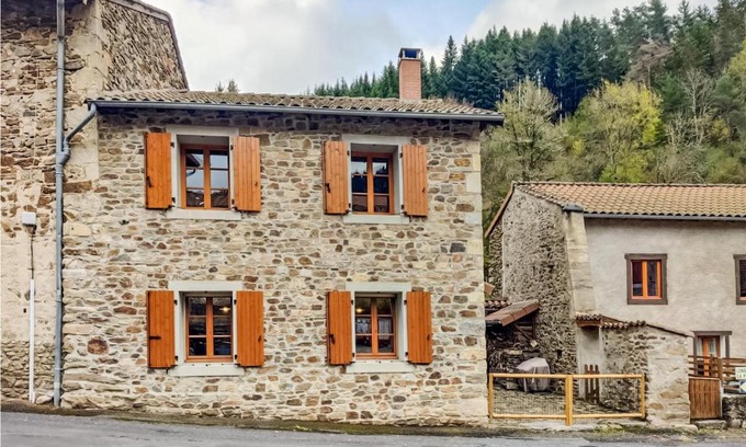 Saint-Vert Casa | Gîte L'abri O'vertgnia Shelter