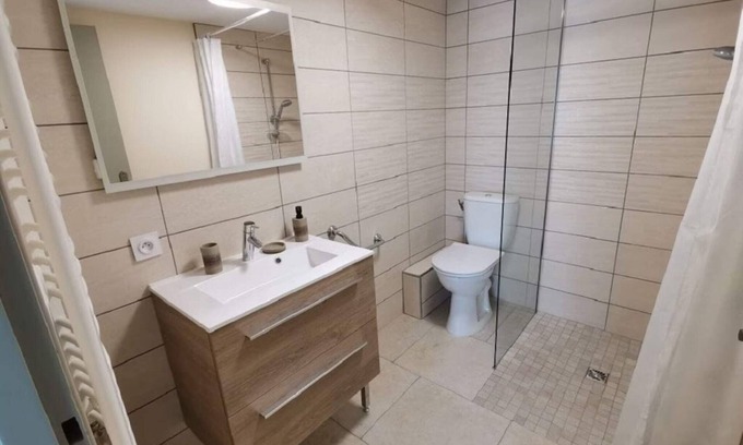 Bressuire Apartamento | Gîte La Belle Hélène