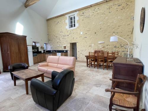 Perreuse Apartamento | Gîte La Maison des Poètes de 1 à 6 personnes à Treigny Perreuse