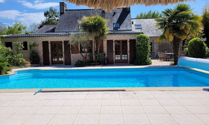 Gouville-sur-Mer Casa | Gîte "La Maison de Gouville" with SPA pool