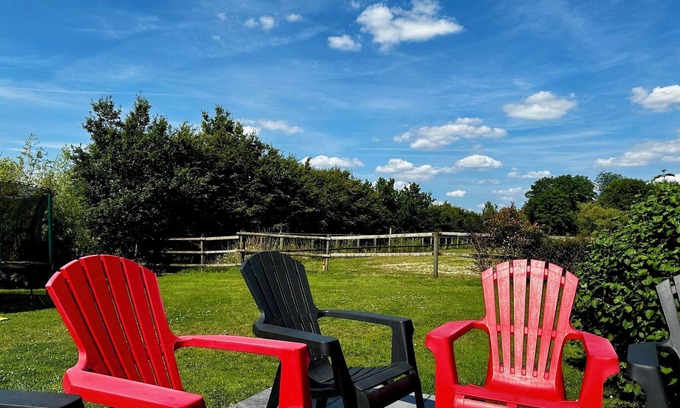 Arques Otro | Gîte Les Bambous – Sleeps 8 – 3 Bedrooms – 2 Bathrooms – Indoor Pool