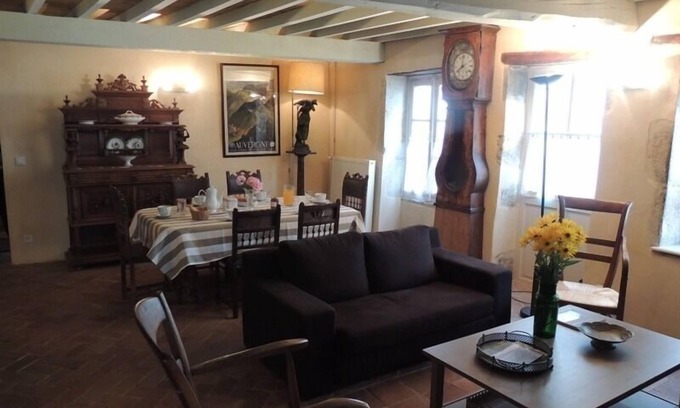 Artonne Casa | Gîte Montigny - Artonne
