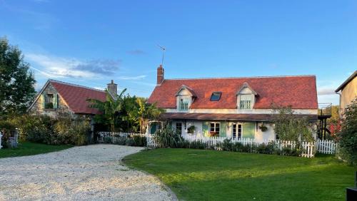 Bossay-sur-Claise Casa | Gîte Nature la Carillonnerie