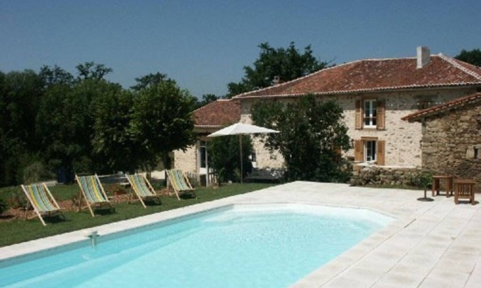 Isle Casa | -cita de la Métairie-