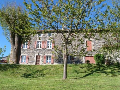 Jax Casa | Gîte restauré avec grand terrain clos, salle de jeux, proche du Puy en Velay et Chavaniac-Lafayette - FR-1-582-297