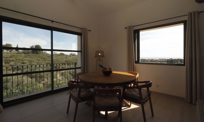 Mireval Casa | Gîte Romarin - Les Terrasses de l'Oliveraie
